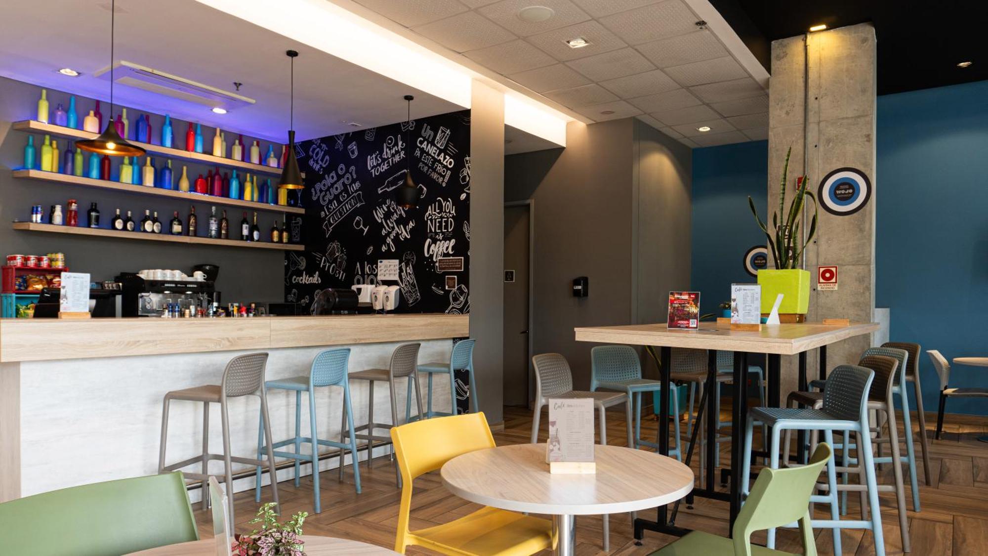 Ibis Chia Hotel Eksteriør billede